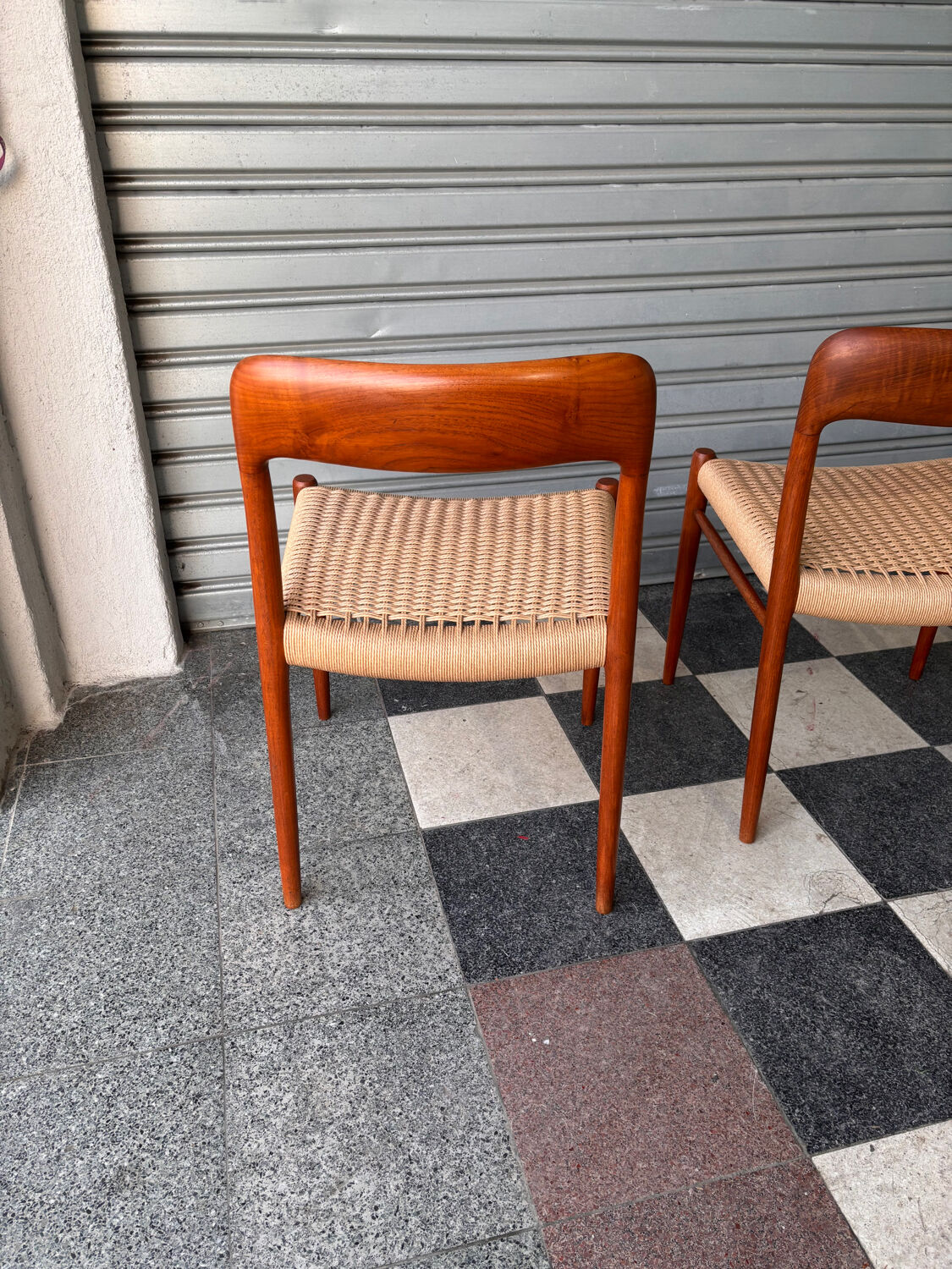 Moller 75 chairs