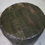 Pouf in black/green leather