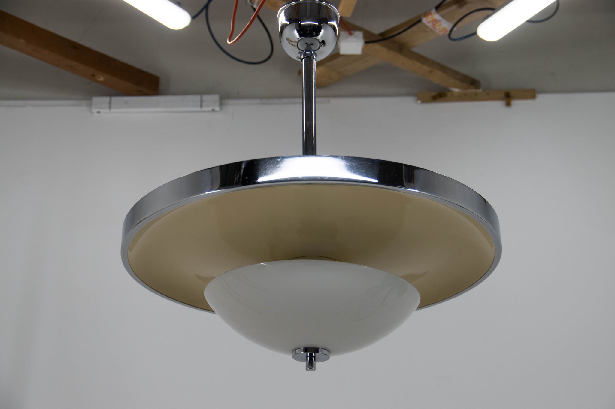 Bauhaus chandelier in perfect condition, 1930s