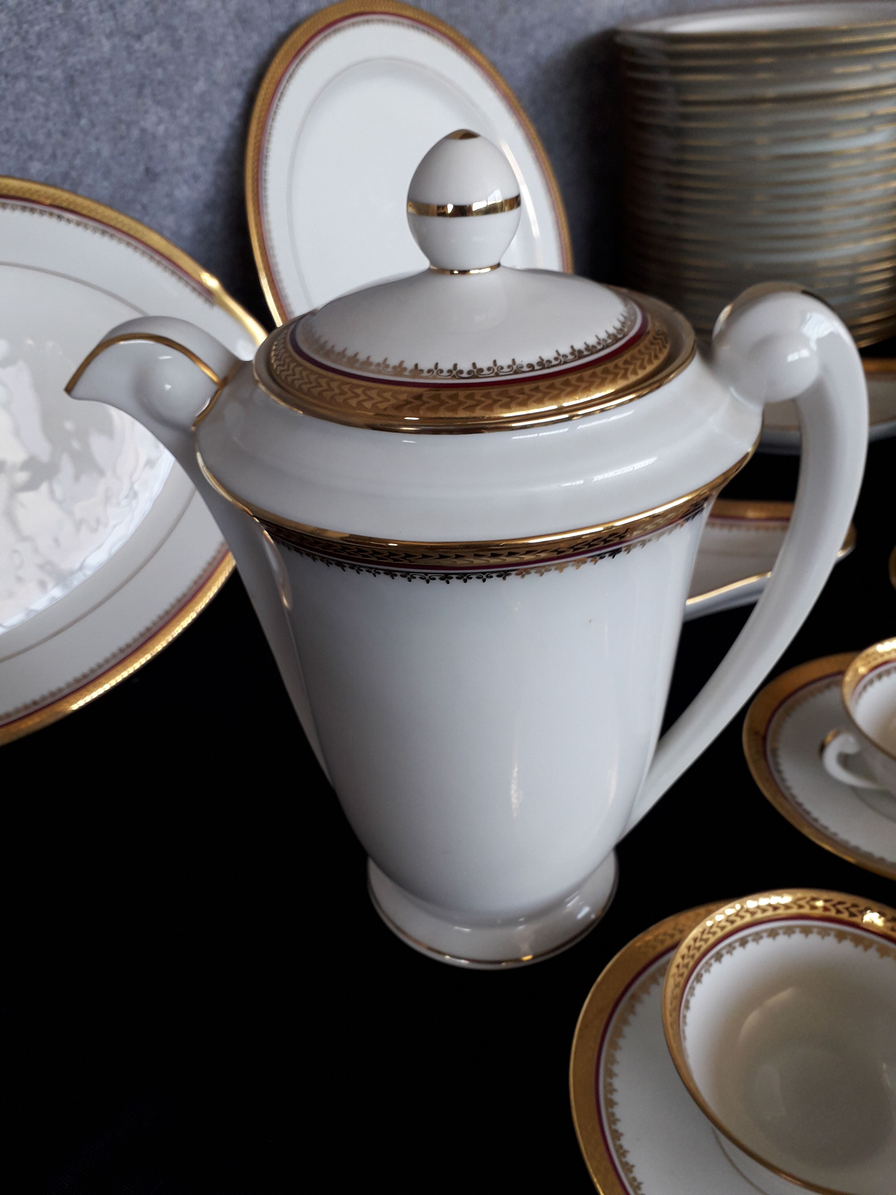 Limoges table service of 77 pieces of RS brand of the twentieth century