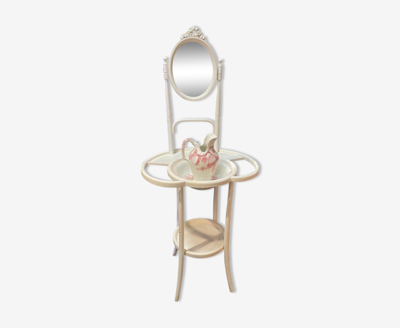 Table de toilette