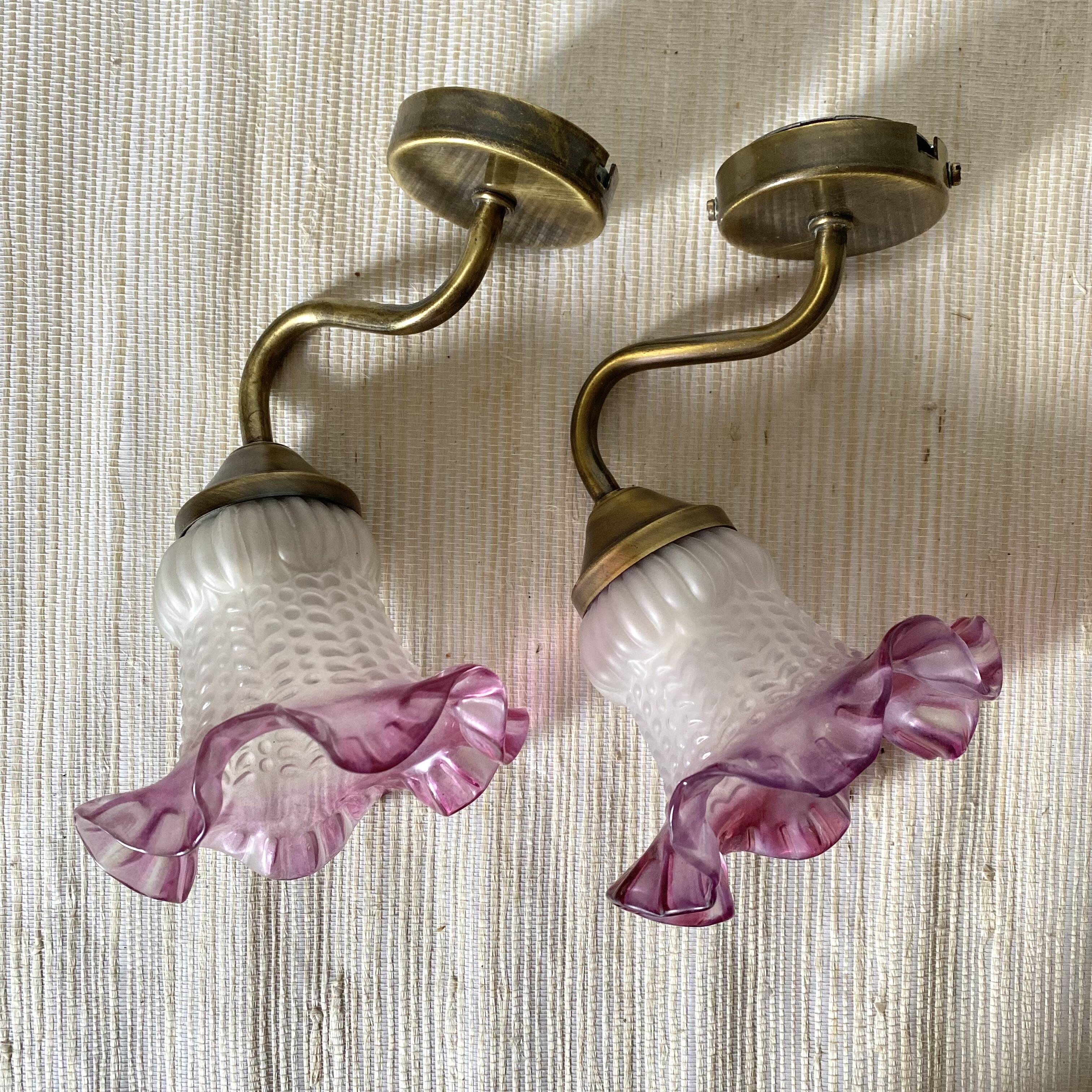Pair of retro style wall lights, tulips