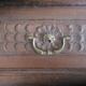 Armoire de ferme en chêne sculpté antique, 1780