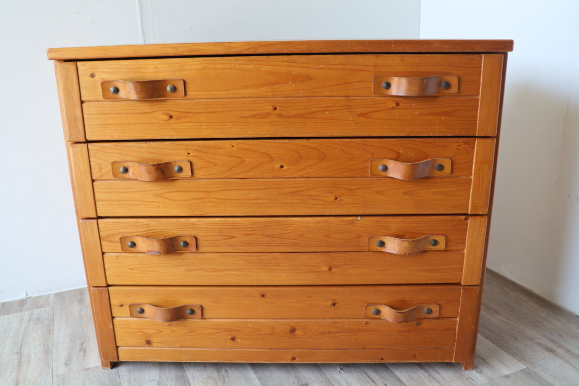 Commode vintage en pin massif et cuir, 1970