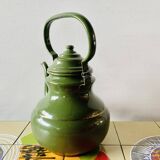 Bouilloire vintage en tôle émaillée verte
