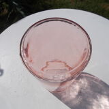 Pichet en verre rose