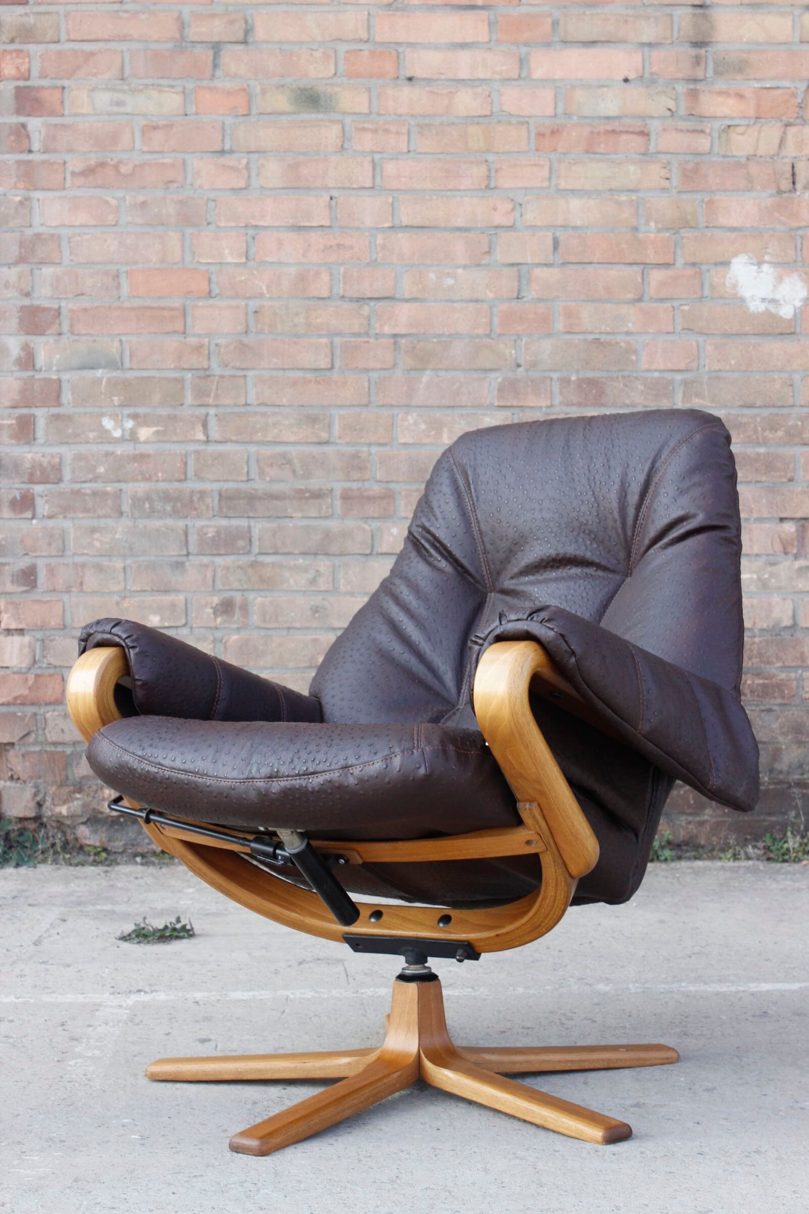 Relaxation armchair & Ottoman Scandinavian design Sweden 1960s