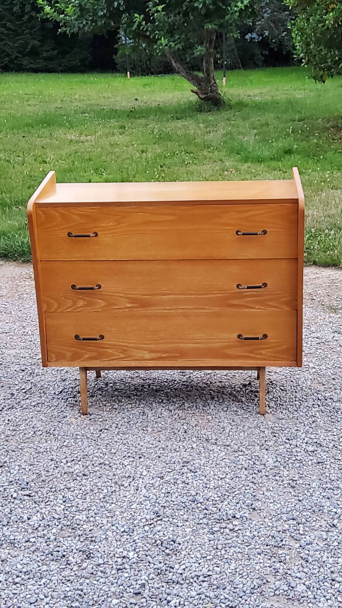 Vintage chest of drawers in golden blond oak legs compass and fins 3 drawers from the 50s
