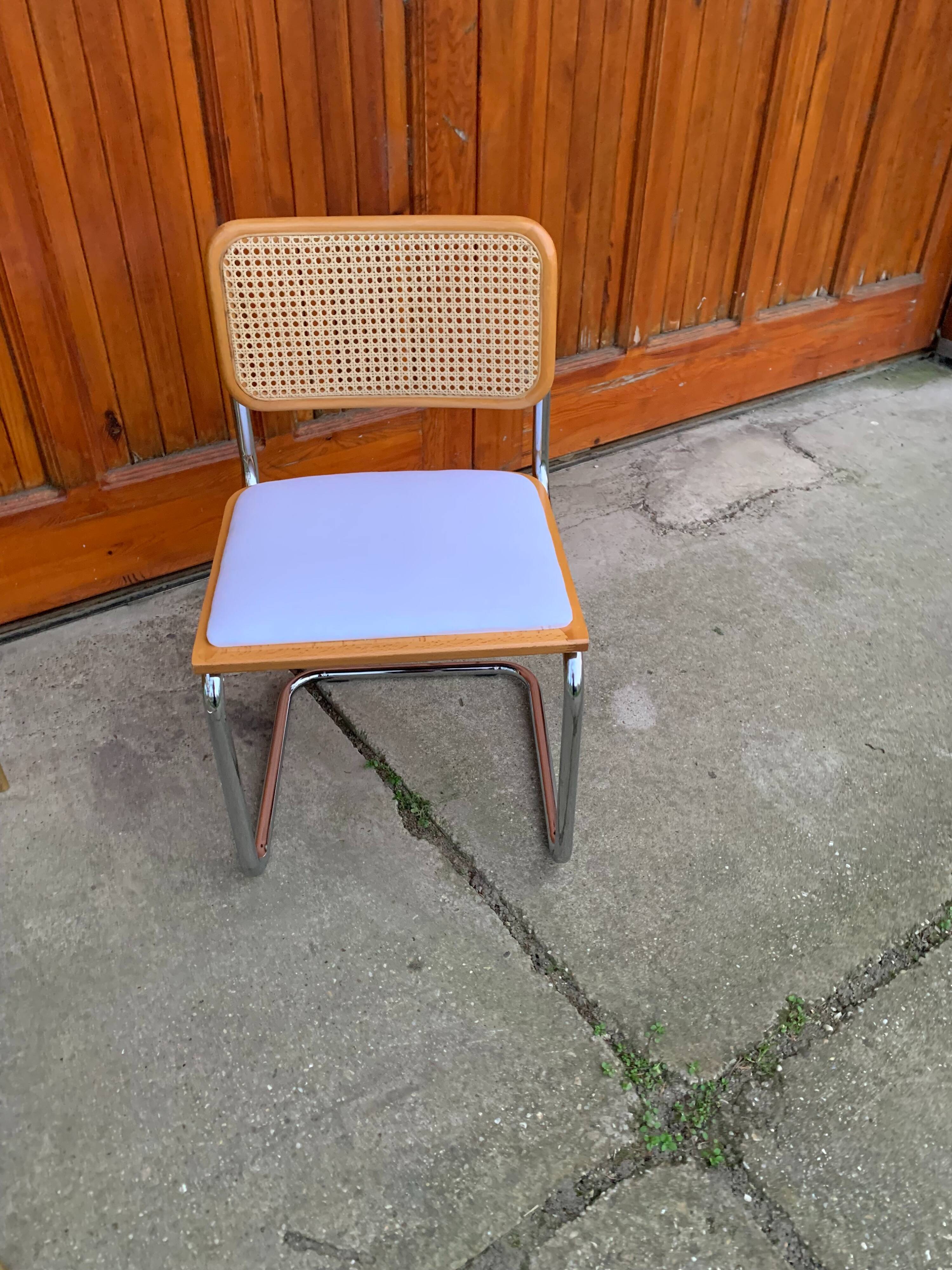 1  Mid-Century Modern Italian Chair, 70s