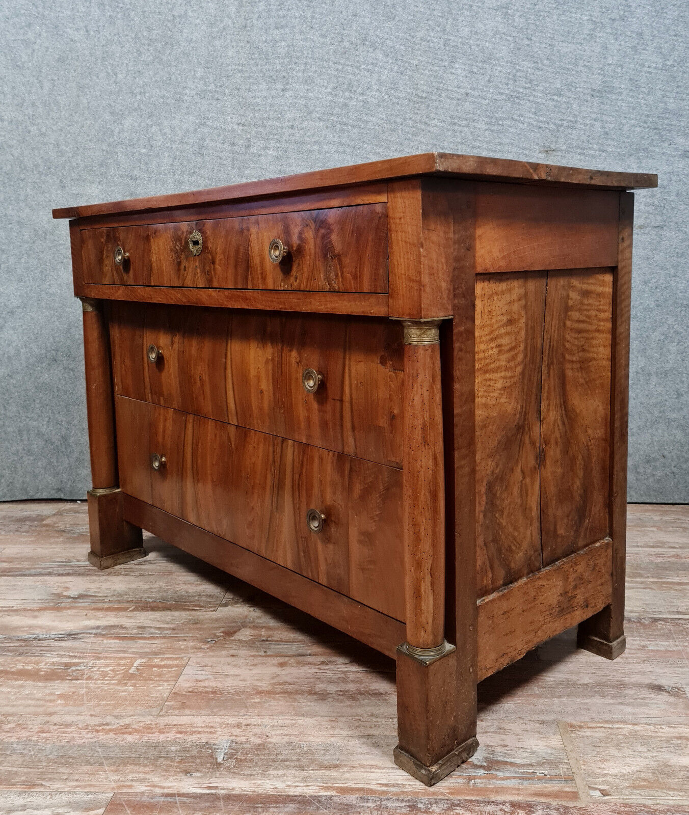 Empire walnut period chest of drawers circa 1810-1820