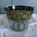 Ancien pot Rince Raisin  en verre  décoré de grappes de raisin