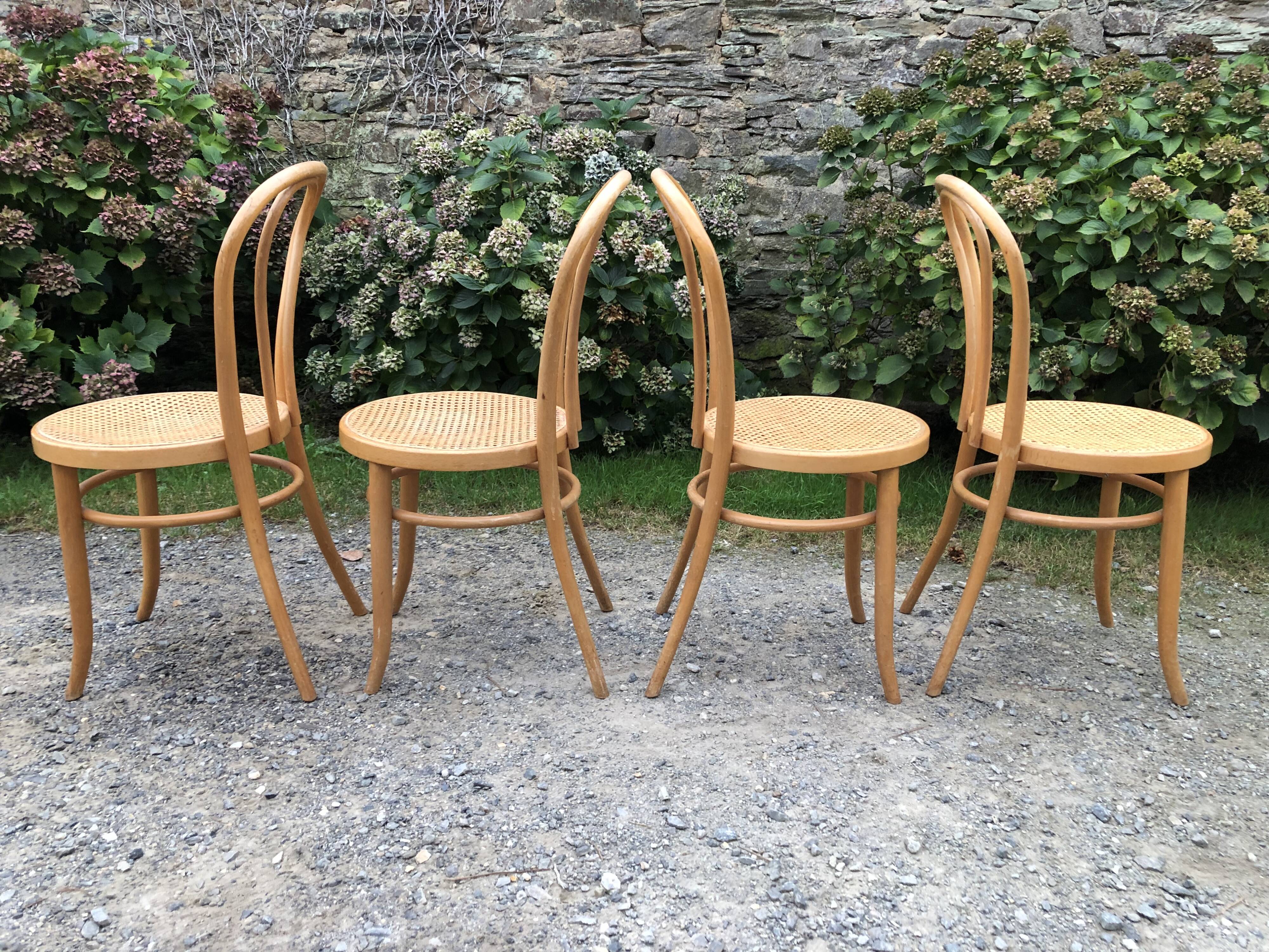 4 chaises bistrot vintage cannées