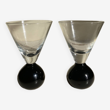 Set of two Art Deco cone glasses on ball base