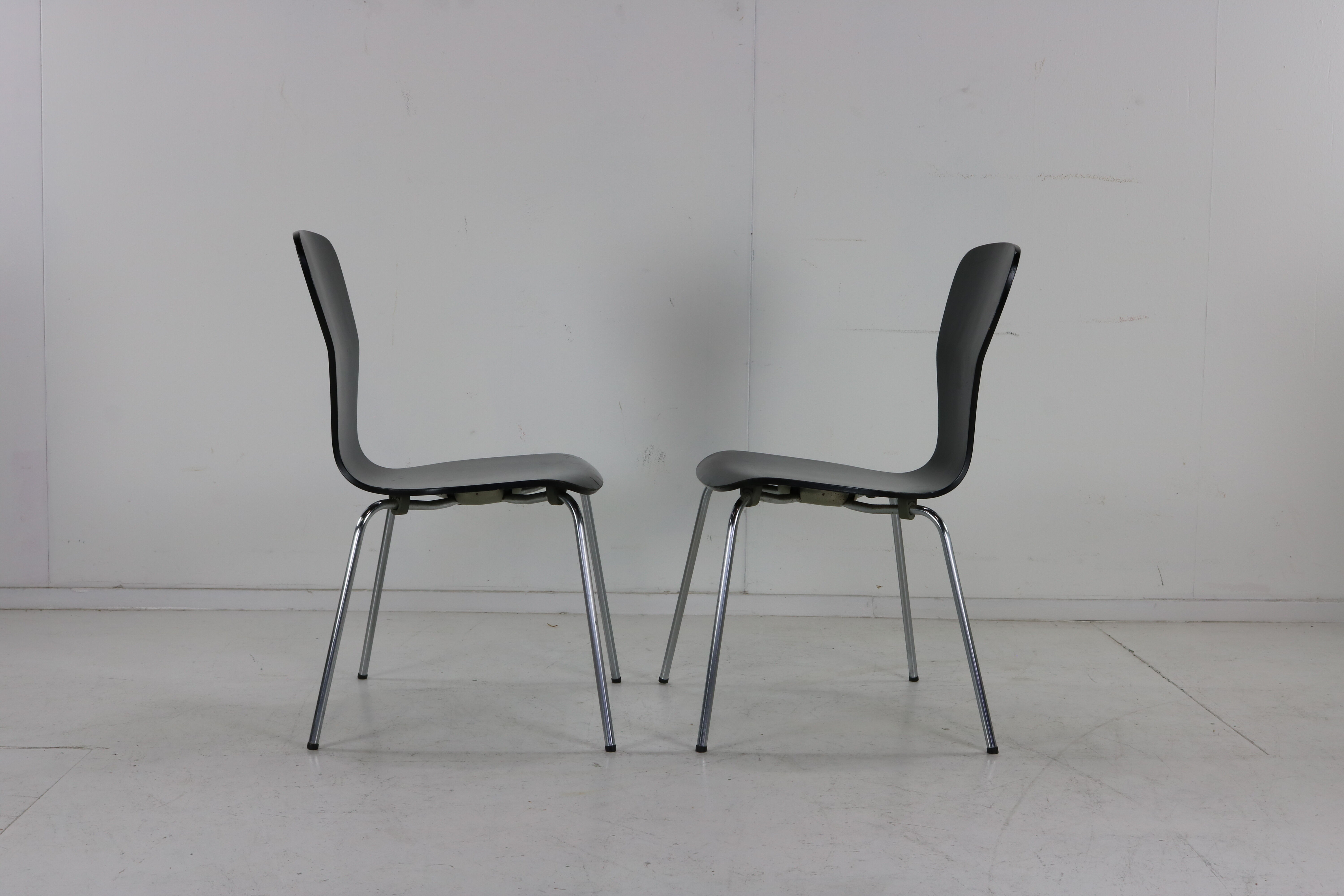 Set of two finnish dinner chairs by Tapio Wirkkala for Asko