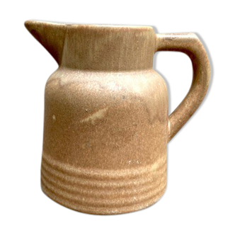 Sandstone pitcher