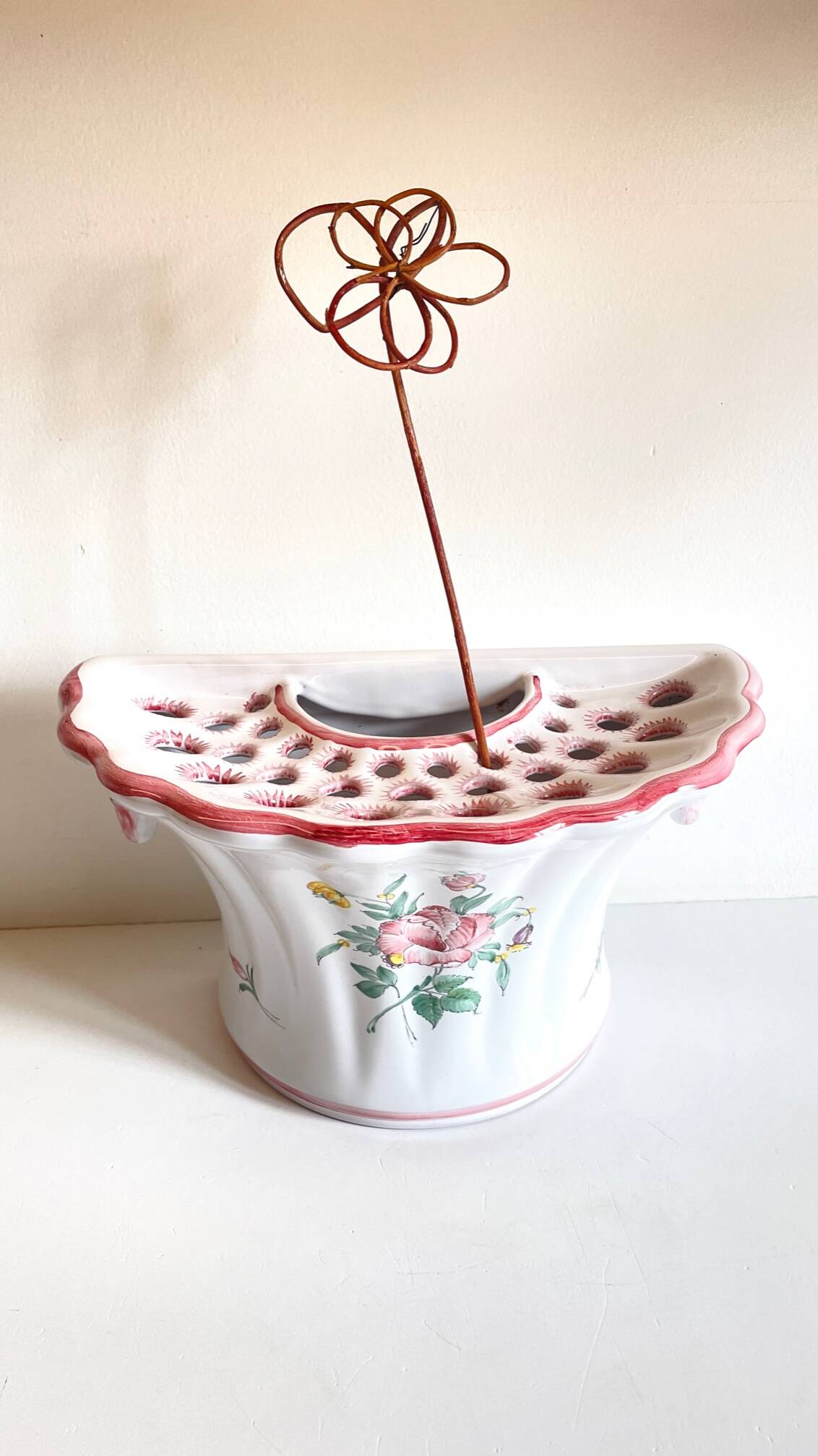 Wall-mounted flower stand, Segries Workshops, Moustiers, France