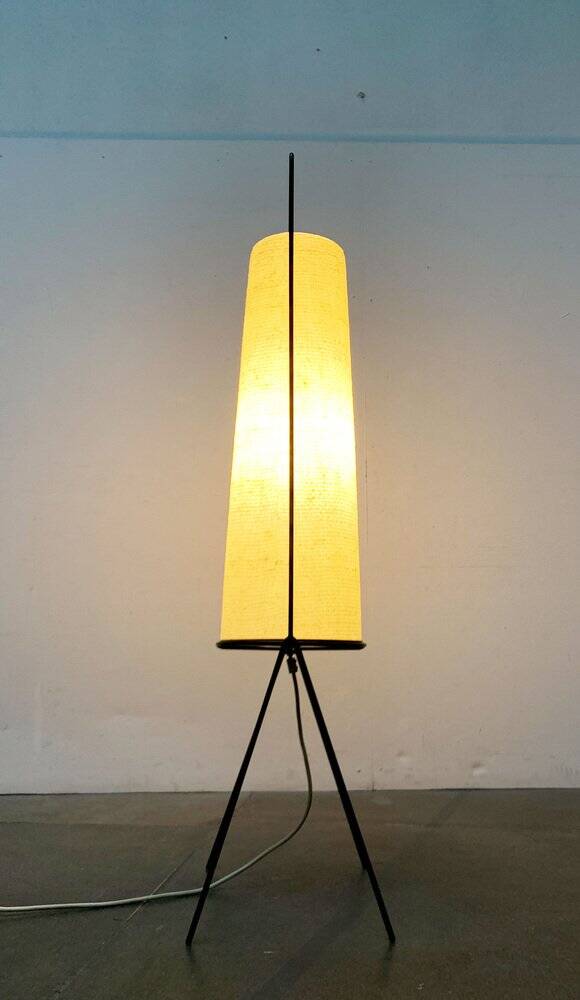 Mid-century minimalist floor lamp by Hesse Leuchten, 1960s.