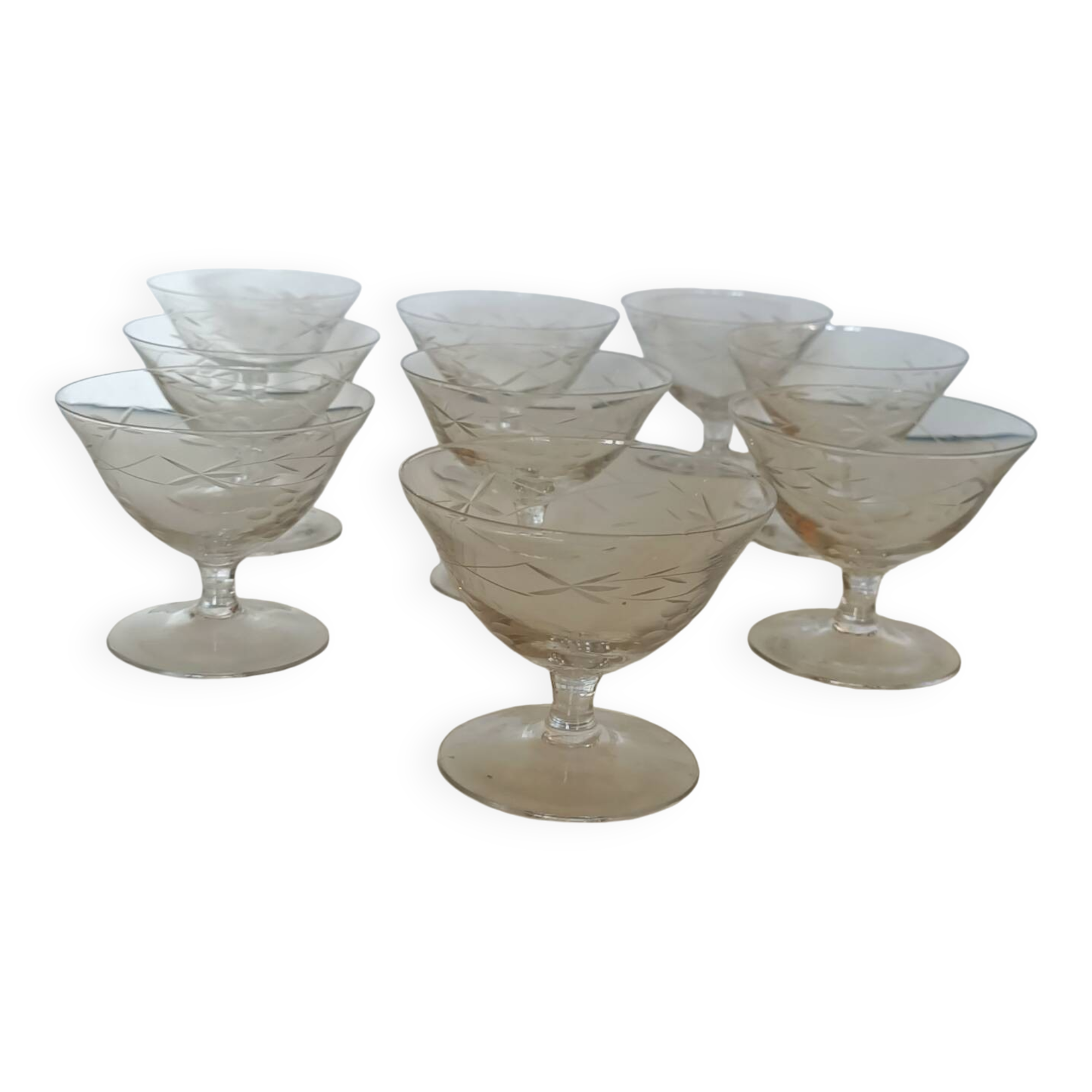9 hand-cut art deco champagne glasses