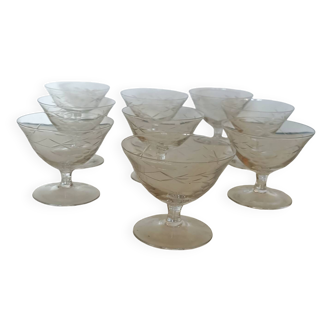 9 hand-cut art deco champagne glasses