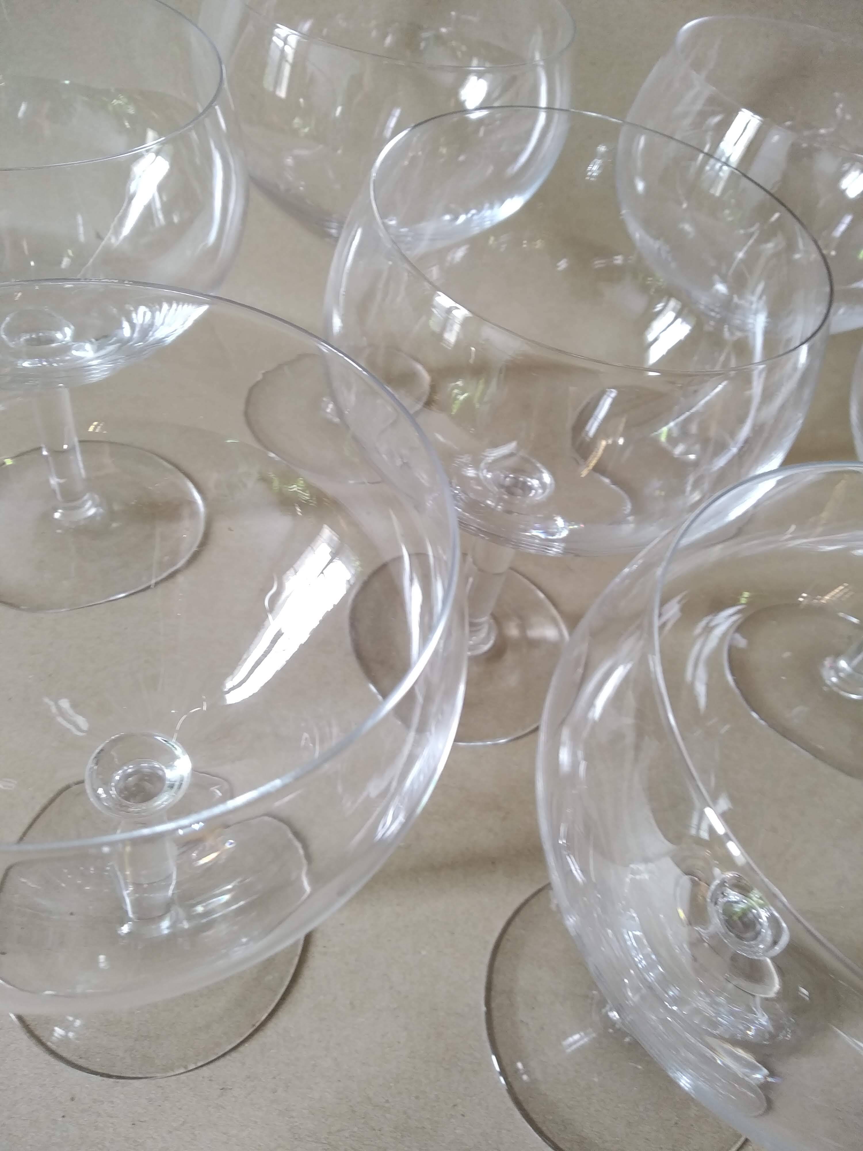 Set of 7 large crystal glasses for wine or cocktail tasting