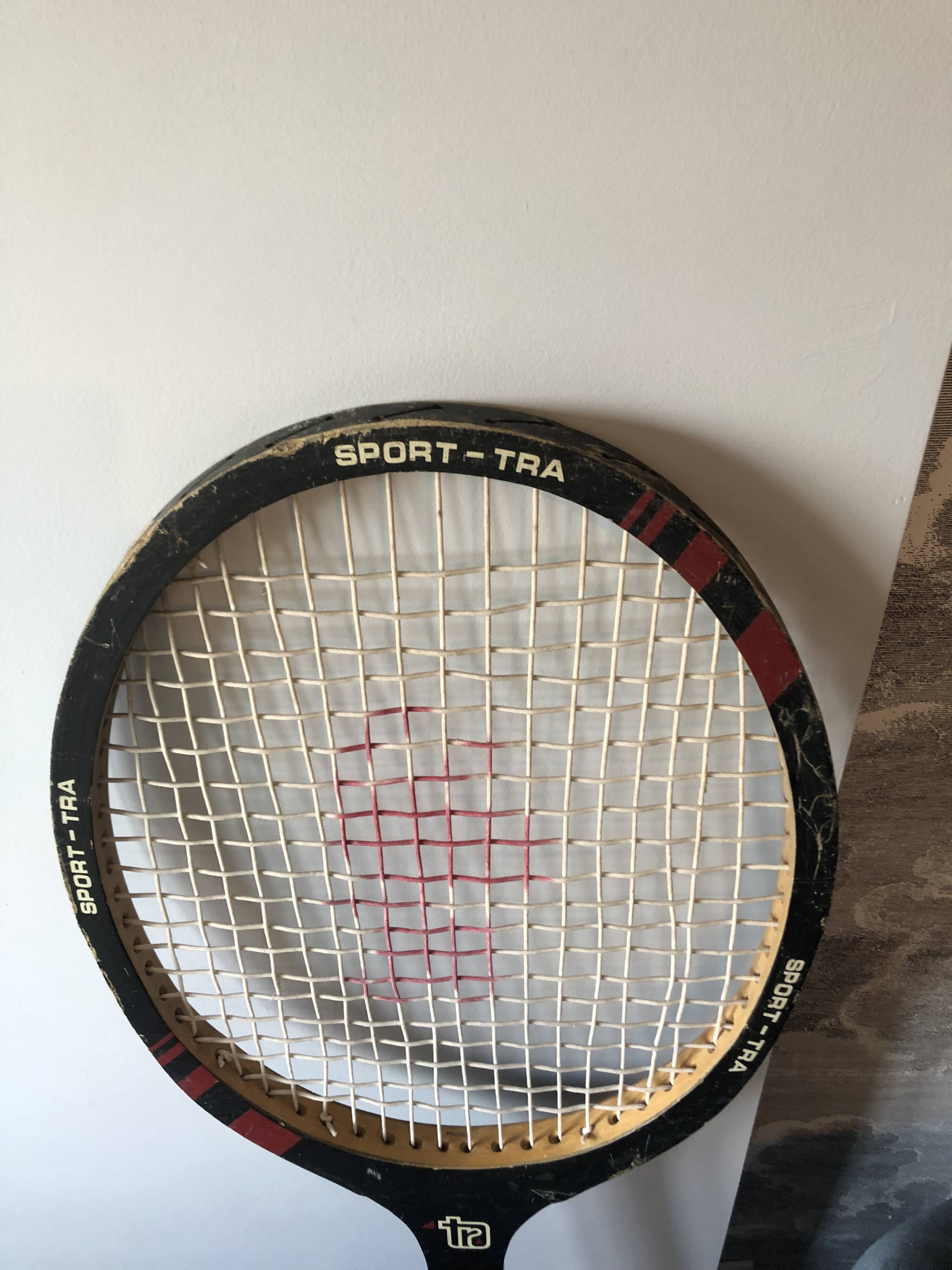 Incroyable raquette de tennis XXL collector!