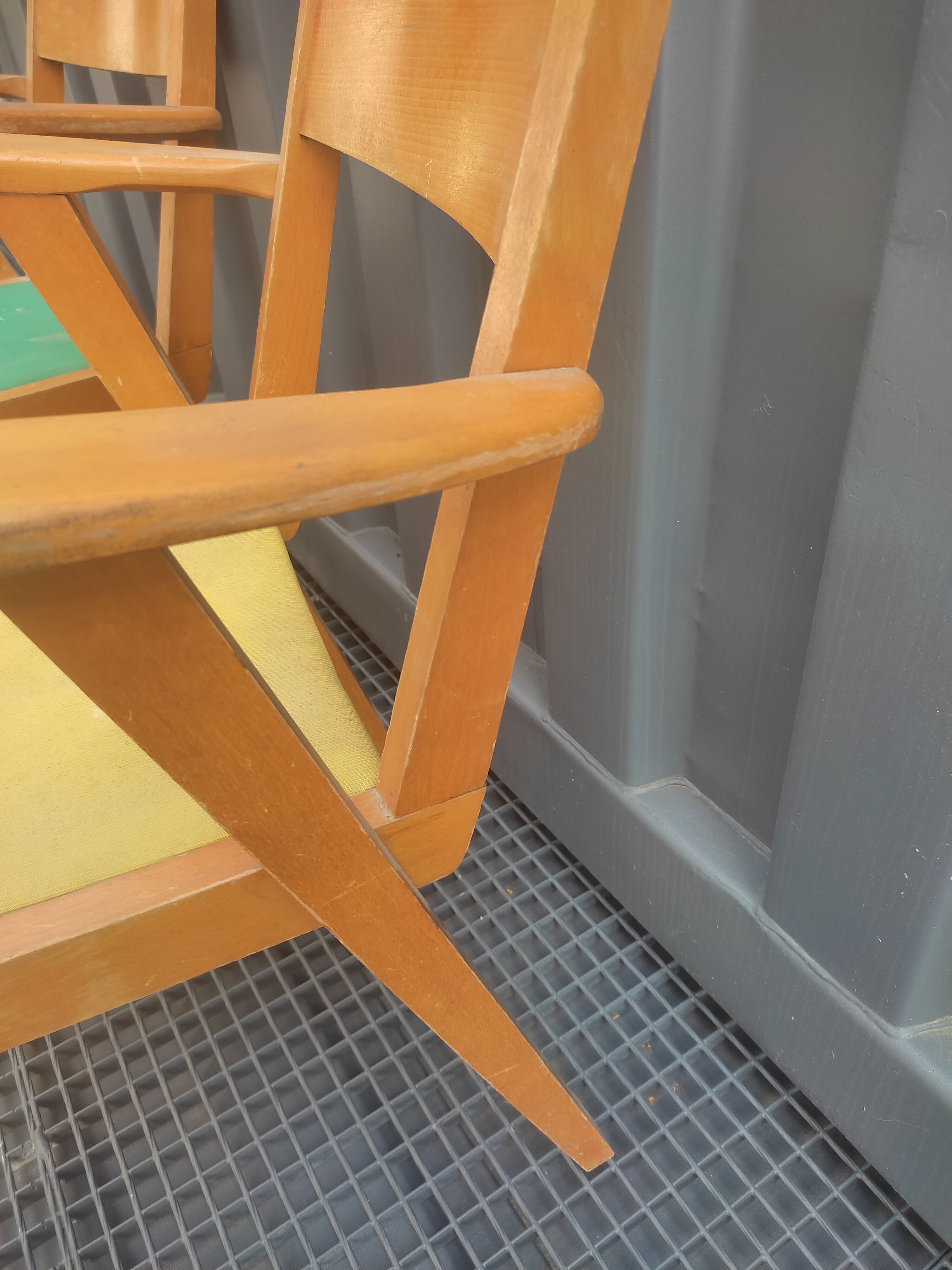 2 armchairs, 2 chairs 50s wooden