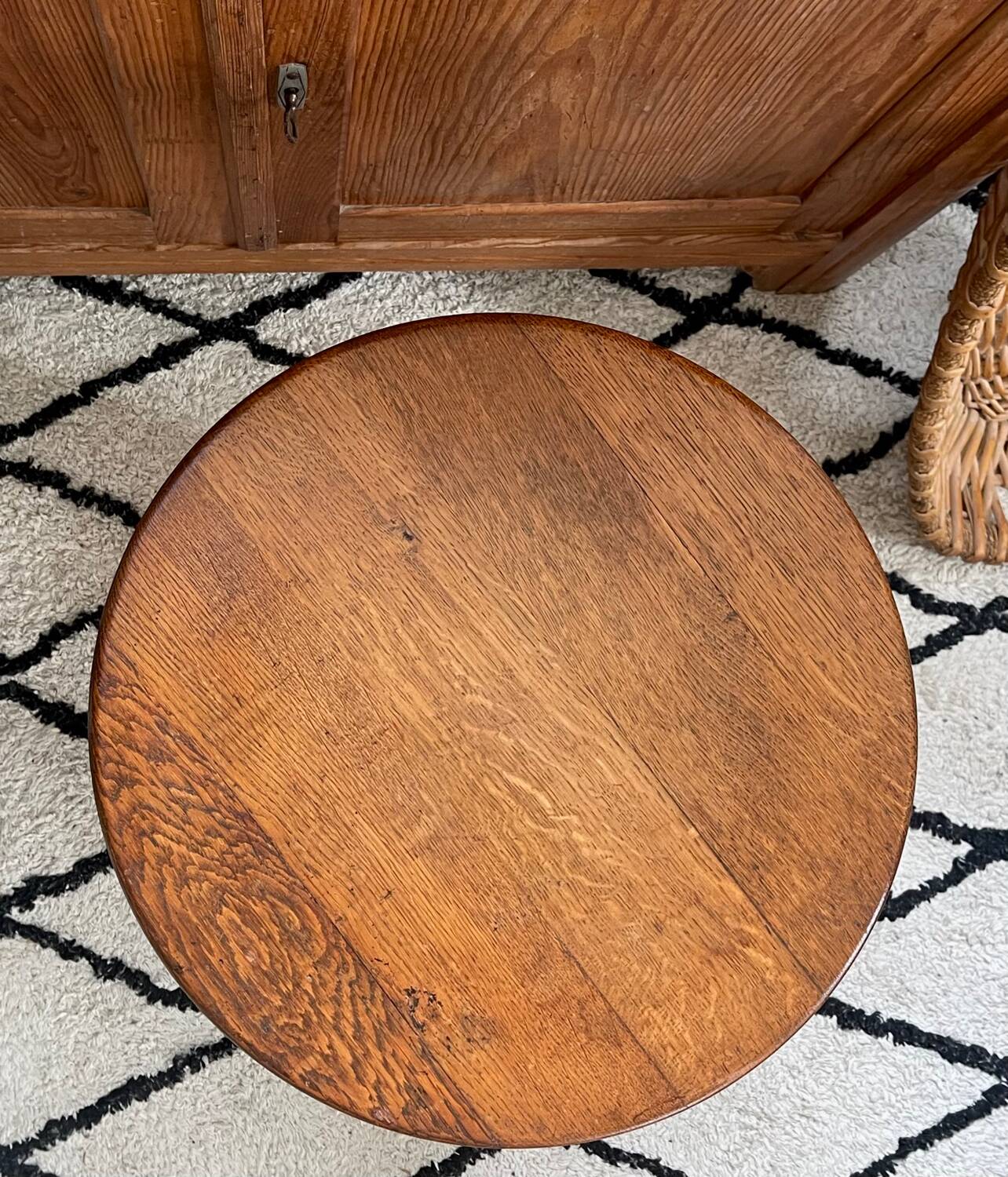 Art deco oak pedestal table
