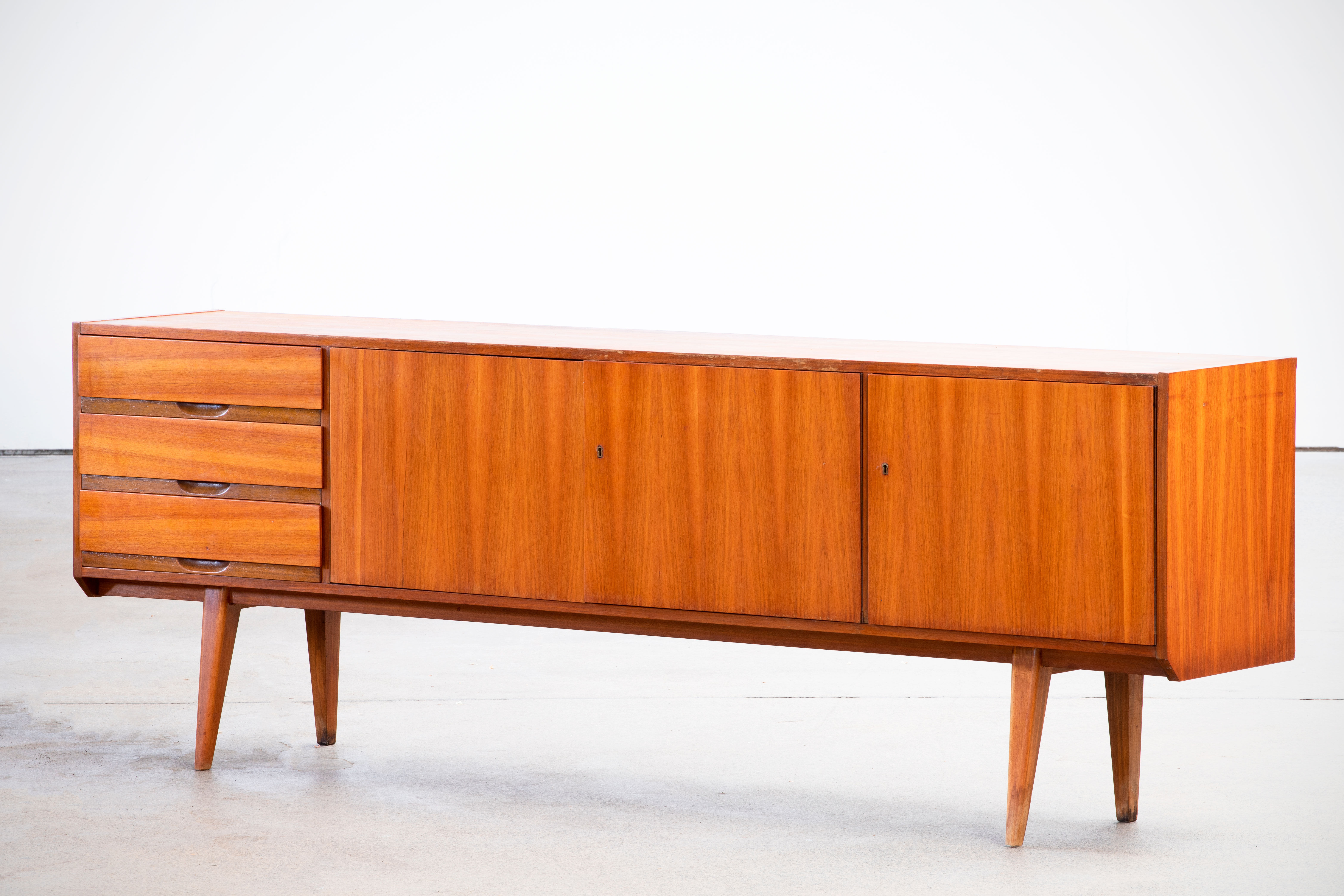 Vintage Scandinavian enfilade 1960