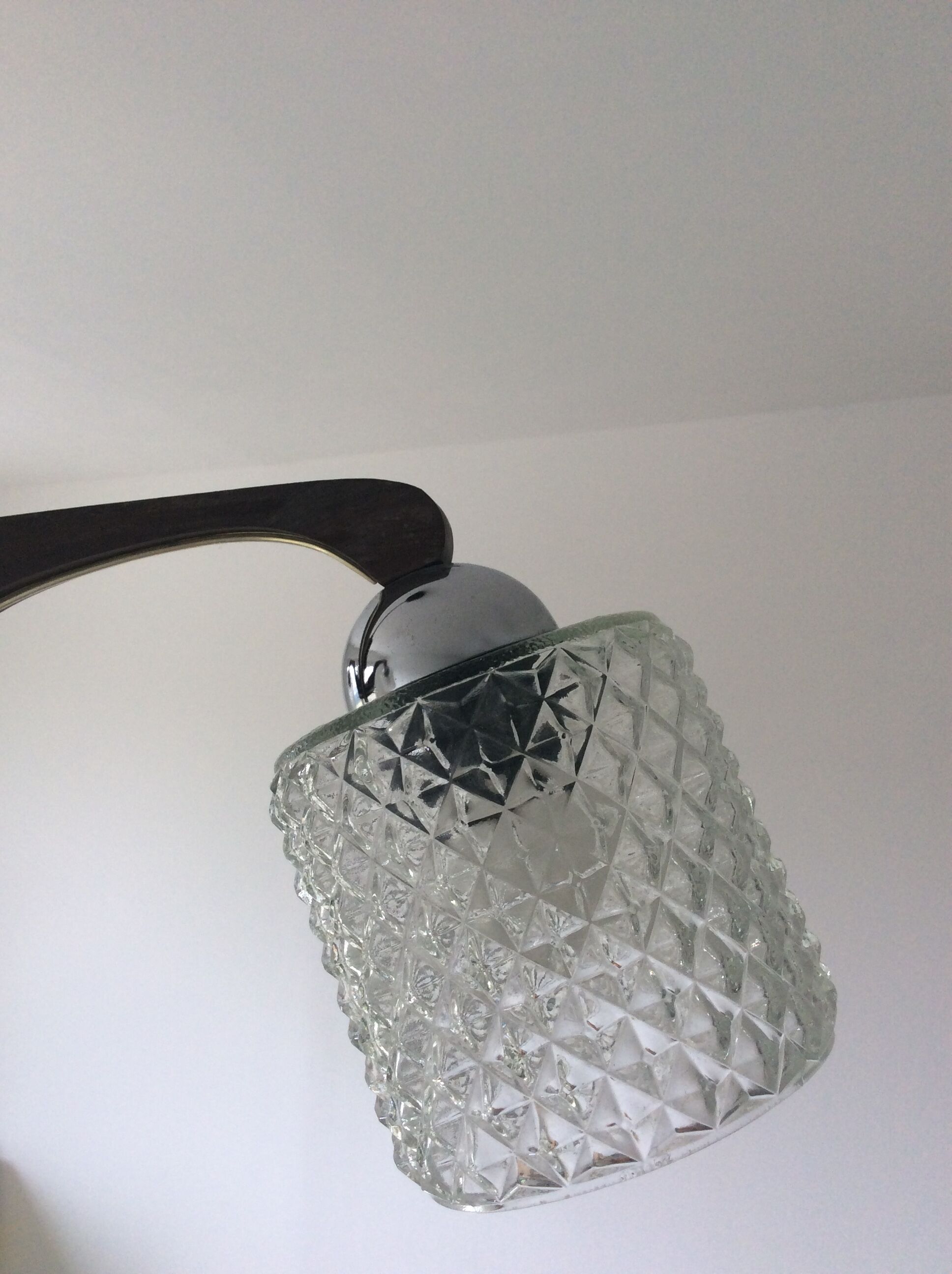 Scandinavian chandelier 60s in teak and molded glass