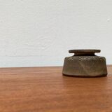 Brutalist mid-century studio pottery vase by Johannes Lessmann for Keramische Werkstatt Margaretenhöhe, Essen.