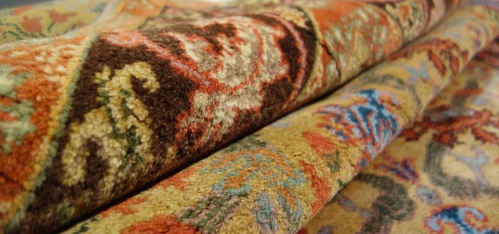 Tabriz persian carpet - 240x170 cm