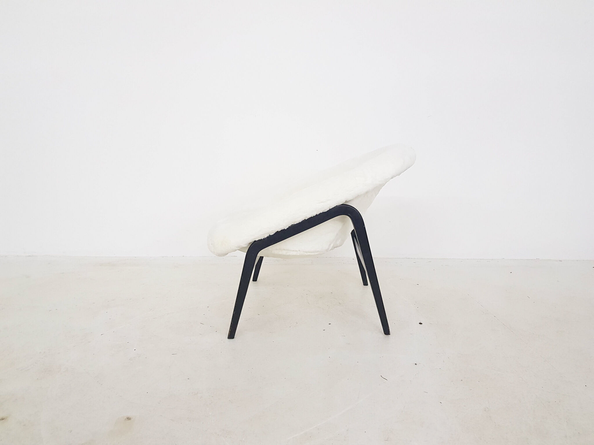 Hartmut Lohmeyer for Artifort lounge chair Model 118 "Columbus", The Netherlands 1957