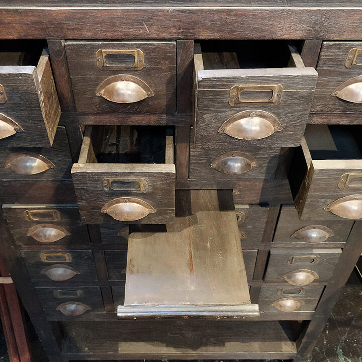 Craftsman 20 drawer wooden furniture