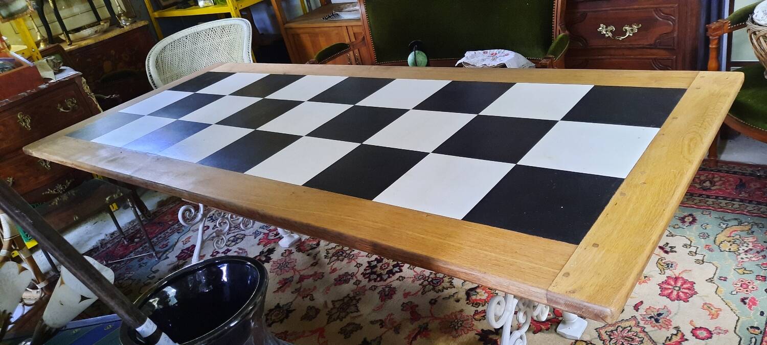 Dining table