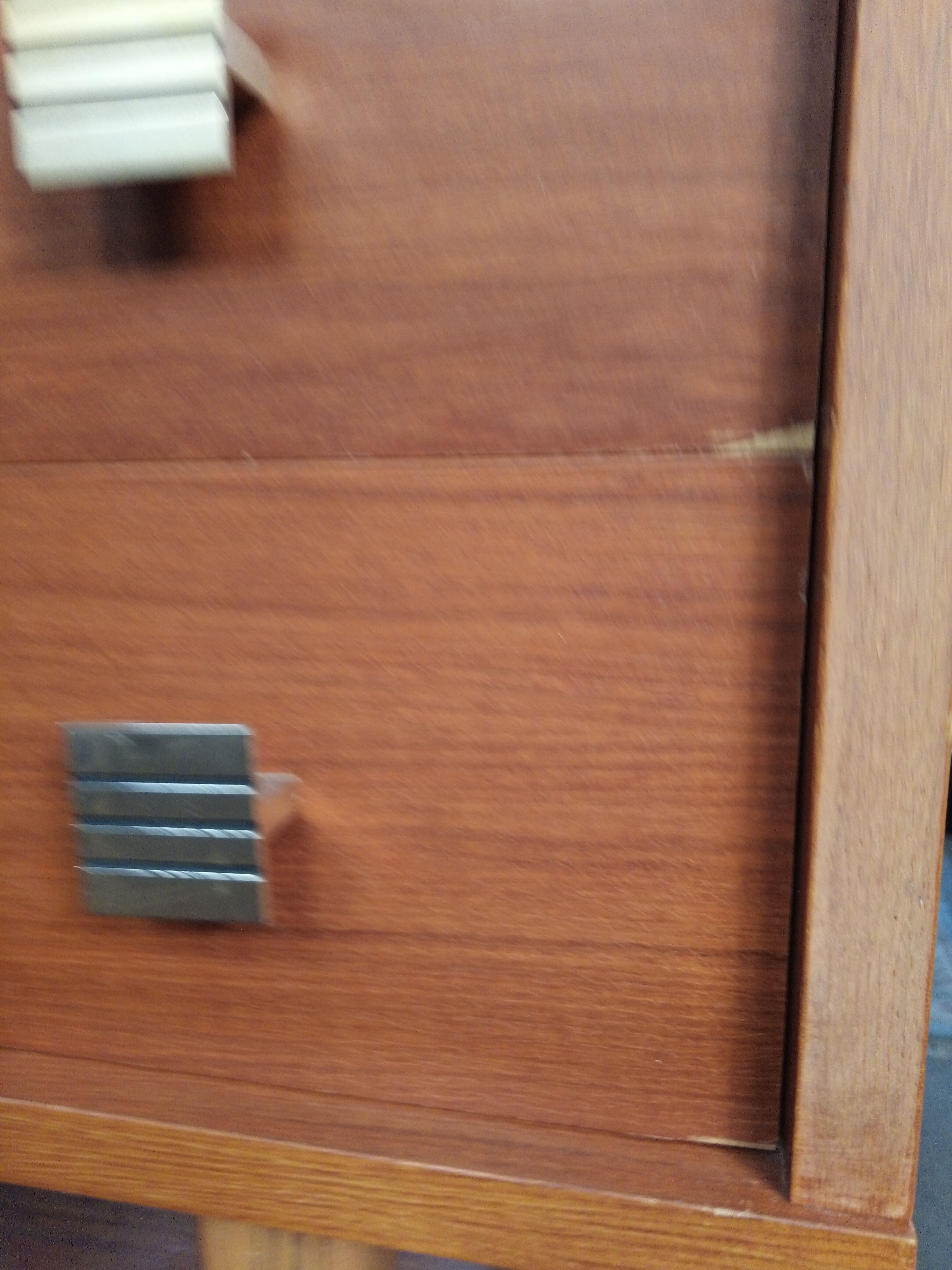 Commode années 60 pieds compas