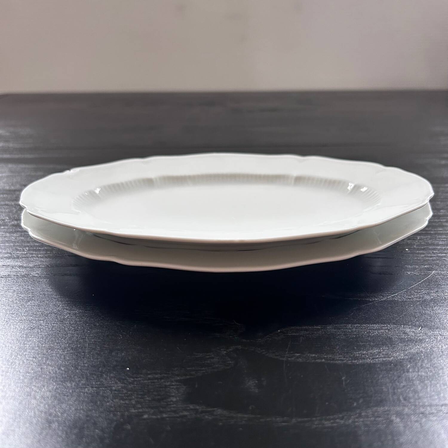 Pair of classic oval dishes