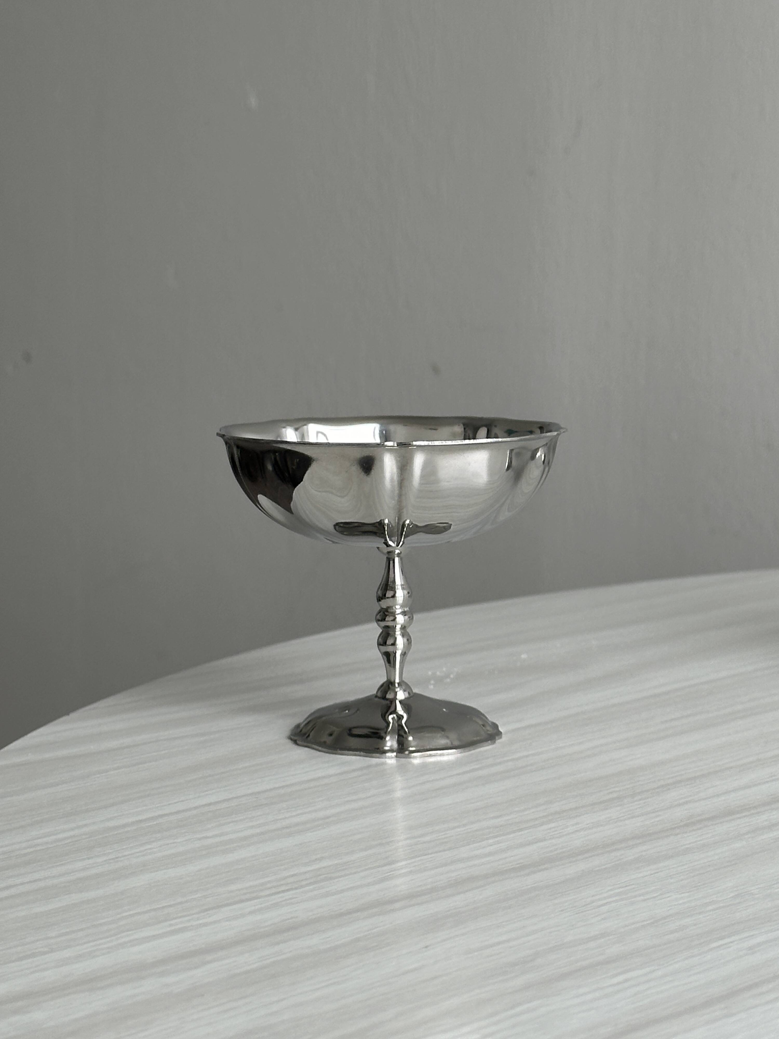 6 stainless steel footed bowls, Letang Remy style