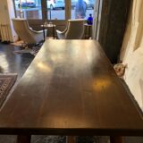 Farm table