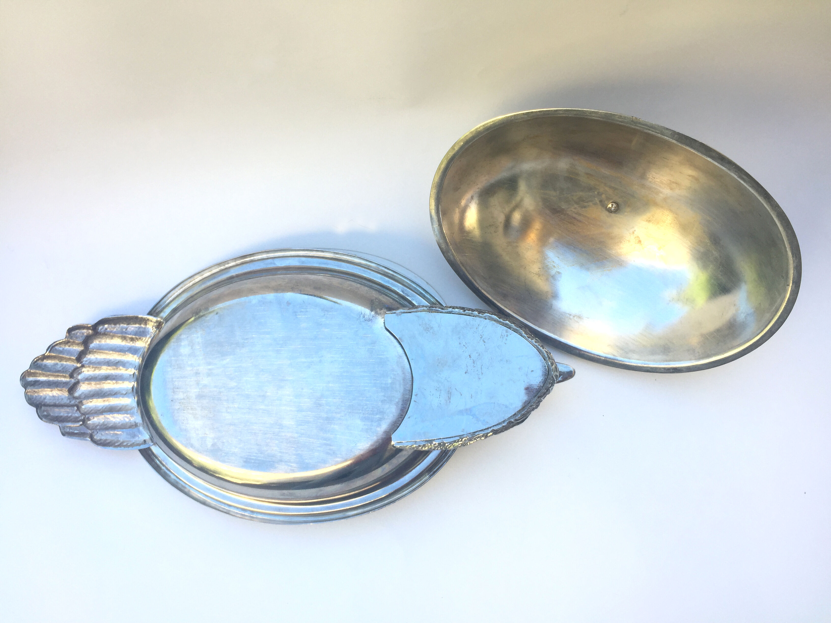 Serving dish foie gras silver metal