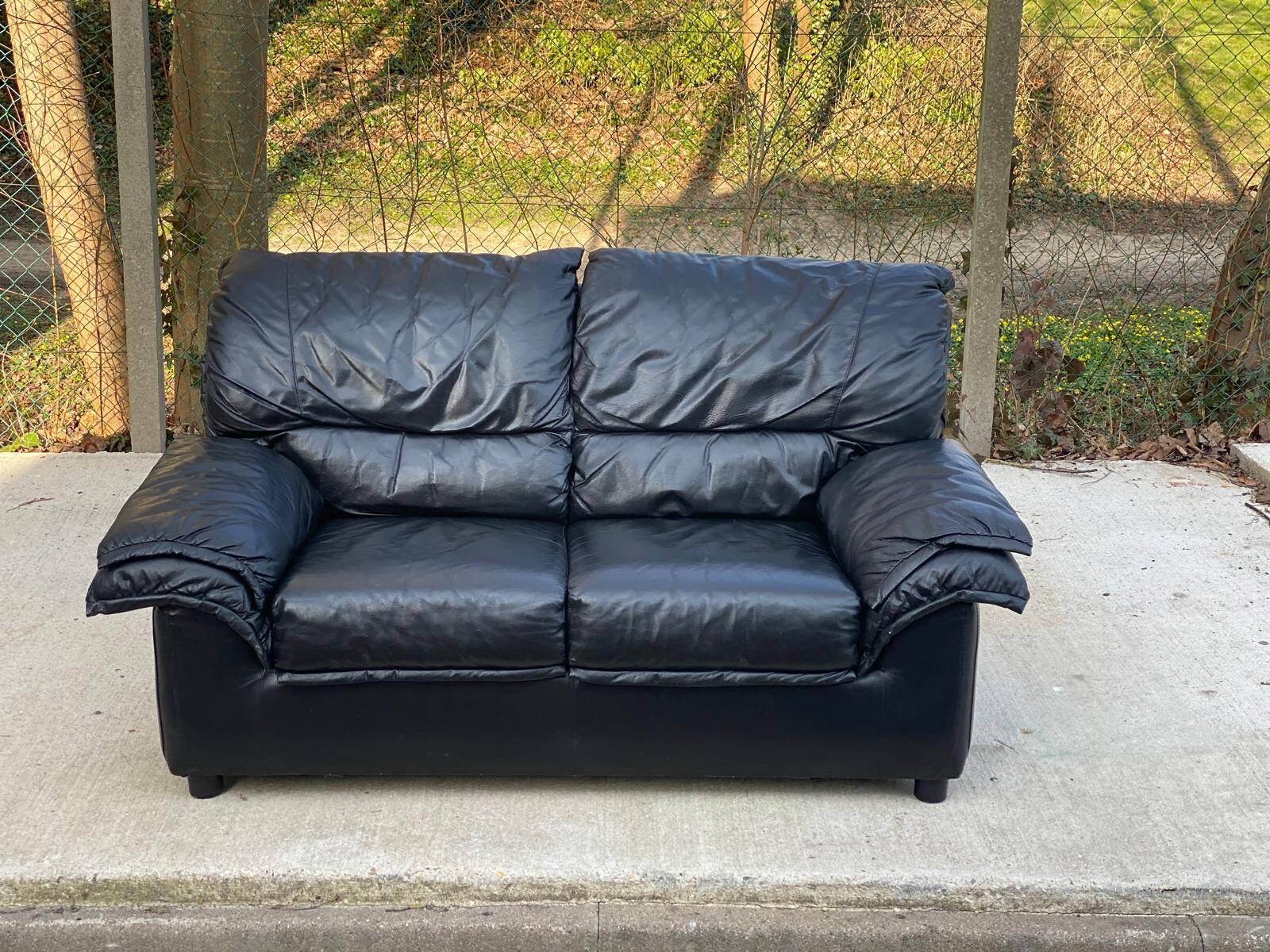 2 seater black leather convertible sofa 150cm
