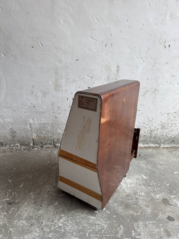 Meuble triangulaire en bois foncé pour avion, à 3 tiroirs, armoire aéronautique en bois courbé