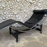 LC4 Cassina Chaise Lounge Vintage Black Leather, Perriand, Le Corbusier and Jeanneret
