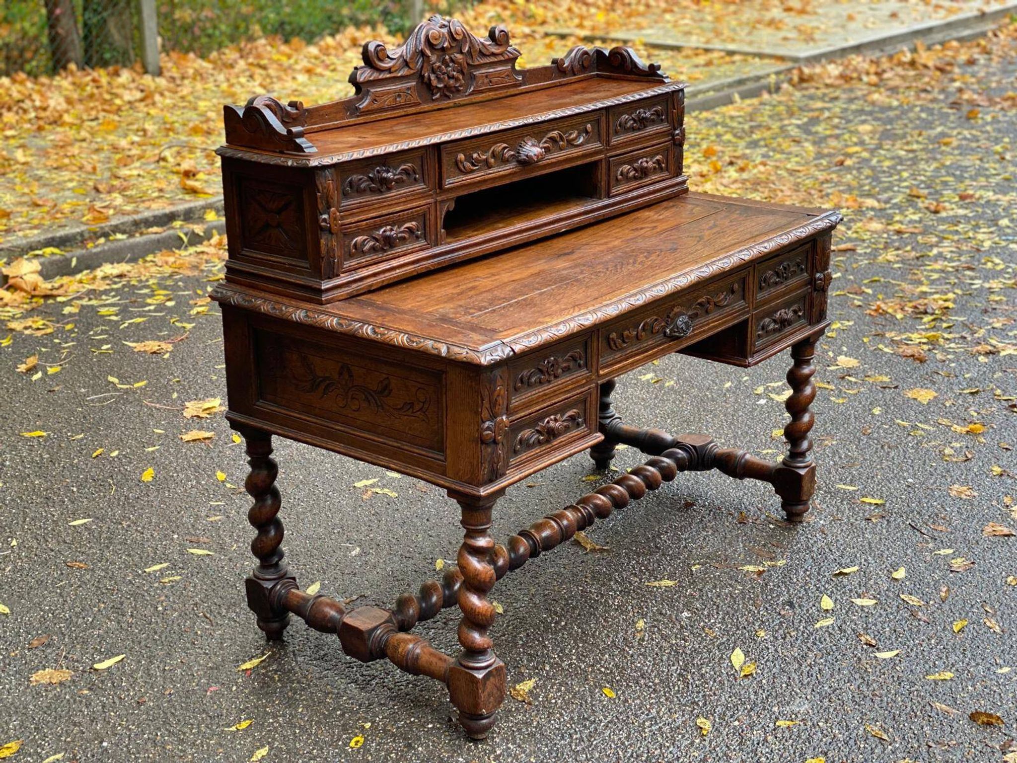 19th-century Renaissance carved oak desk with chair