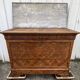 Commode Louis-Philippe en ronce de noyer, marbre Saint-Anne, milieu 19ème