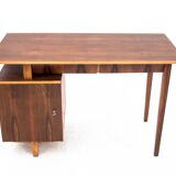 Bureau vintage, conçu par M. Puchała, Pologne, années 1960. Après rénovation.