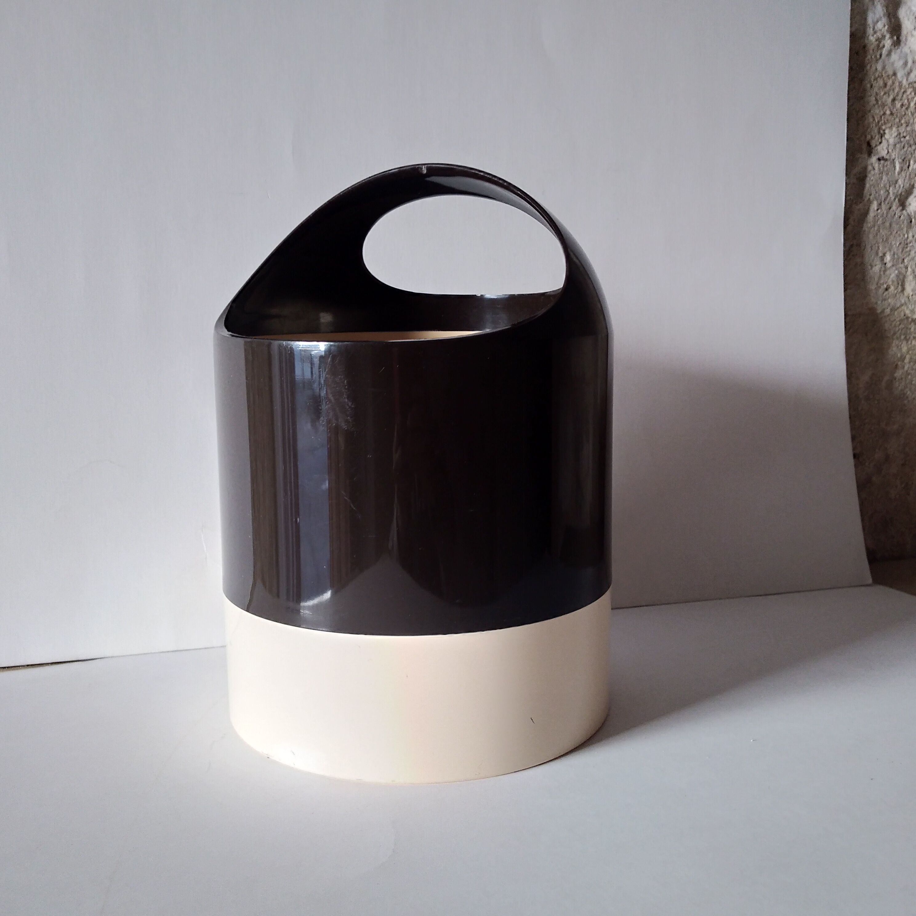 Champagne bucket 1970