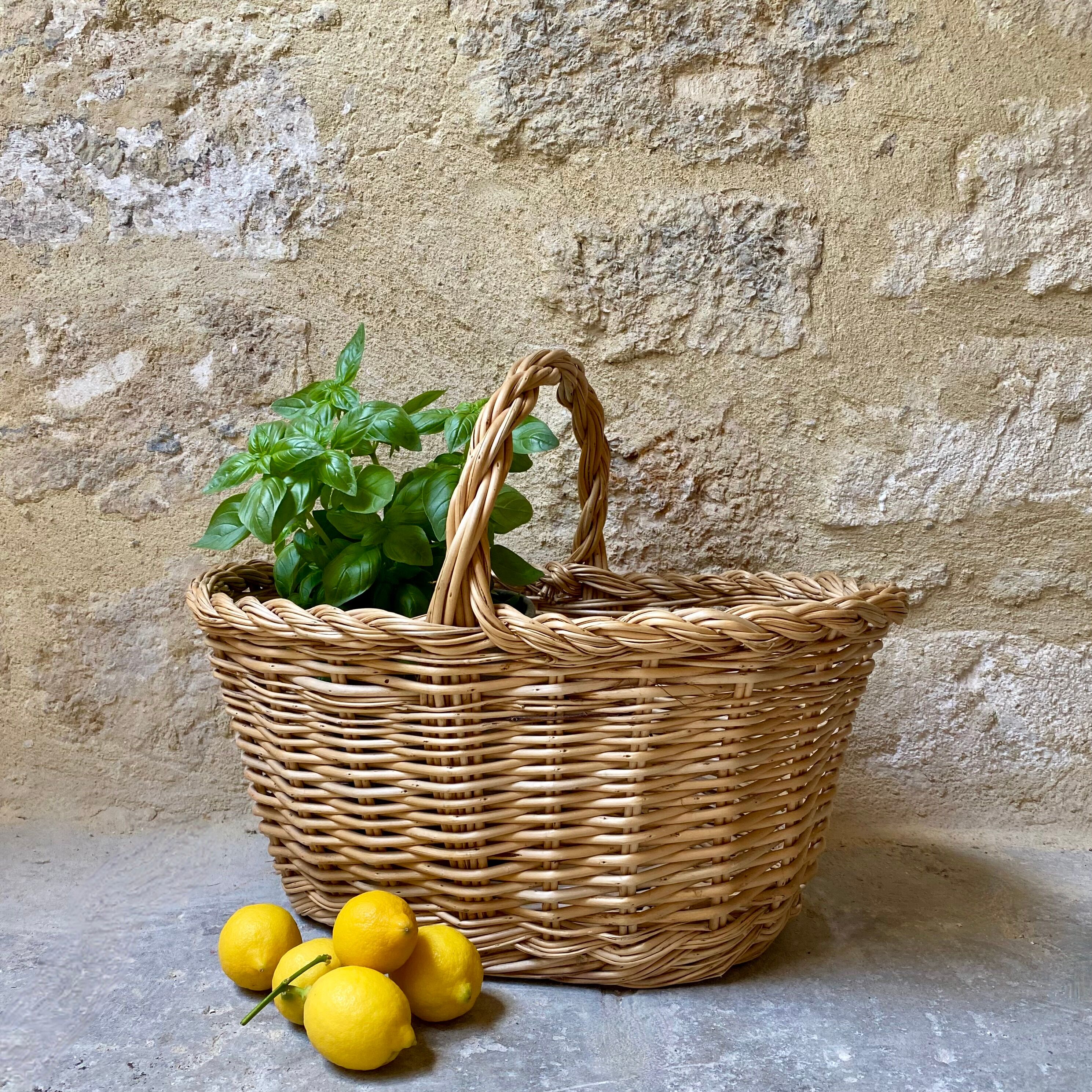 Wicker basket