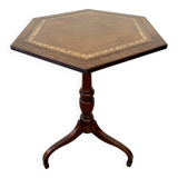Table d'appoint hexagonale à trois pieds de style Régence