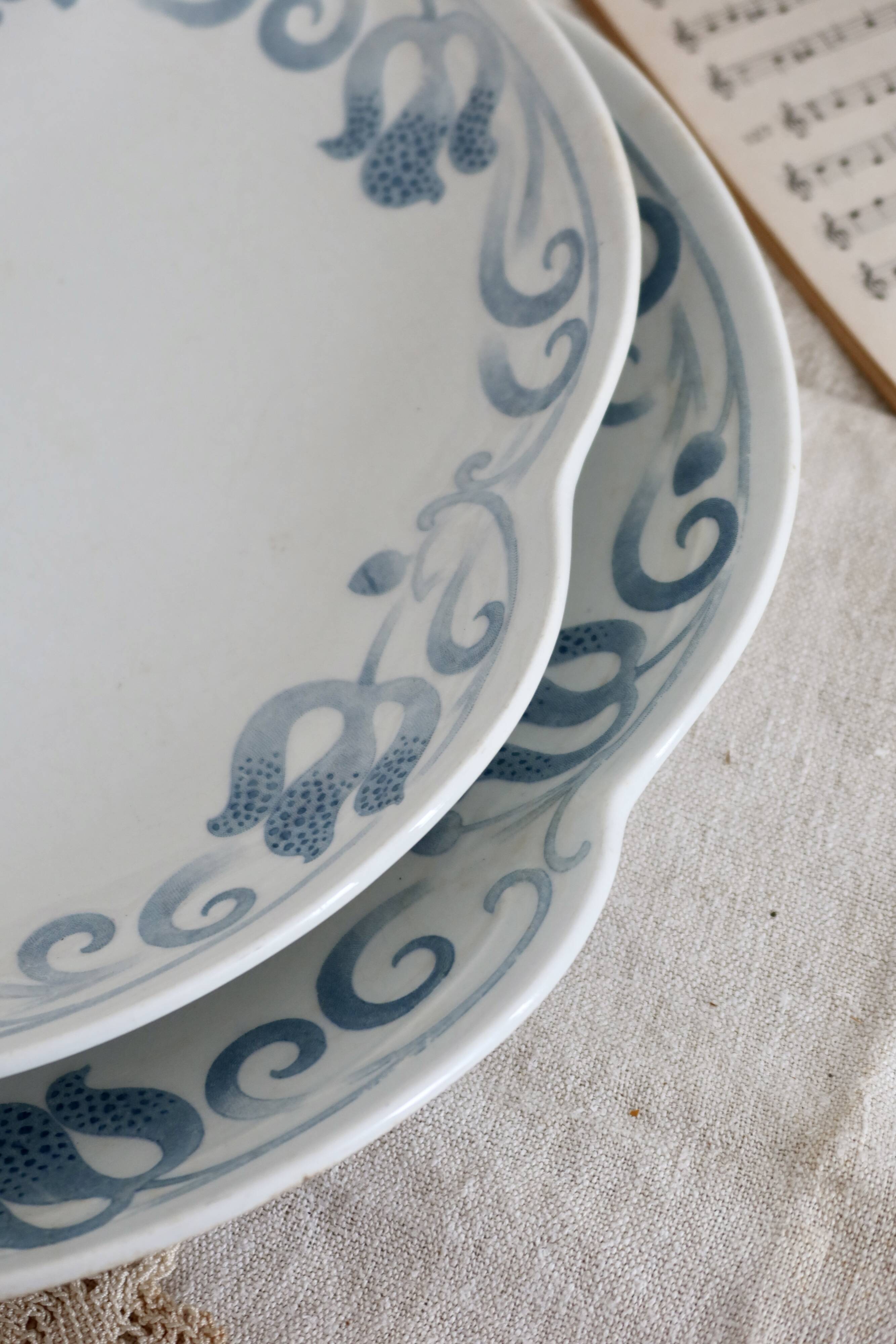 Serving dishes - Antique tableware set 82 pieces Sarreguemines earthenware Art Nouveau style