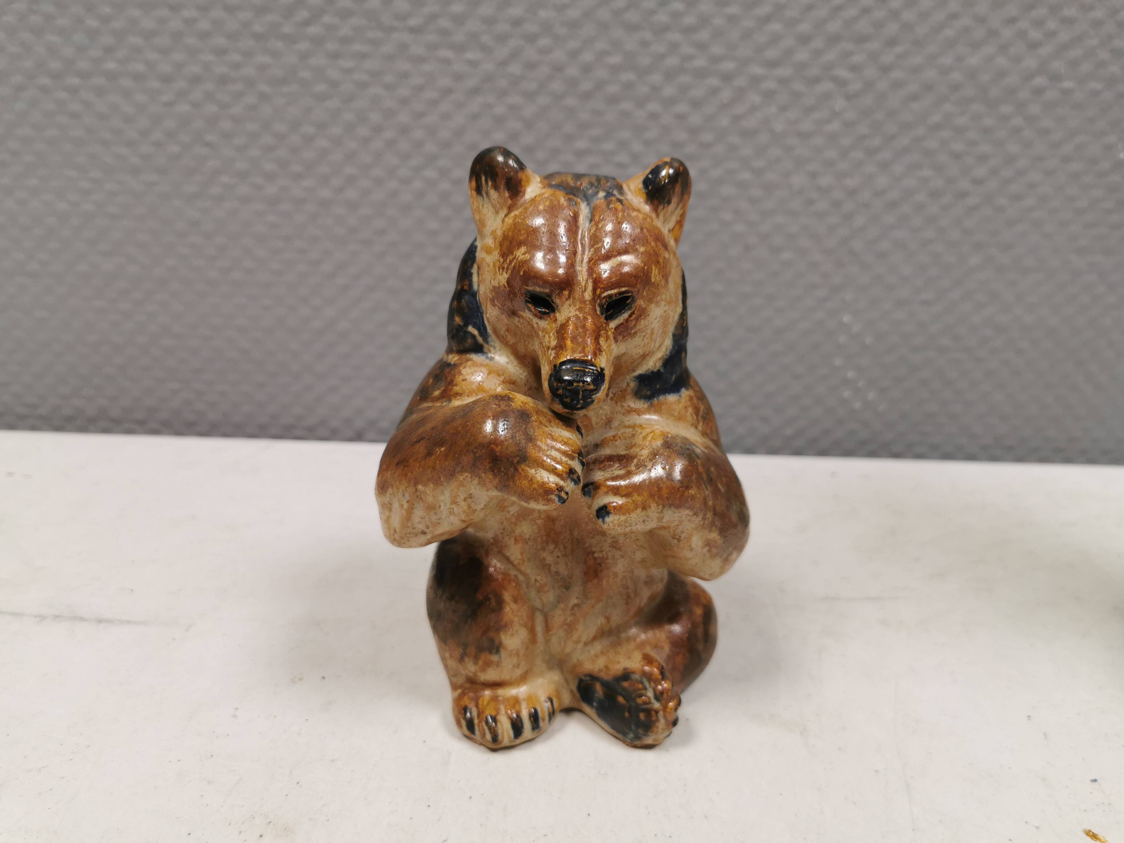 Beautiful ceramic bear by Arne Ingdam. Denmark, 1960s-70s.